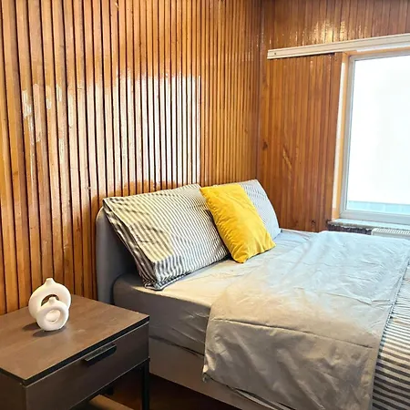 Bohemian Flat, 2br, In Taksim Square, Beyoglu Apartament